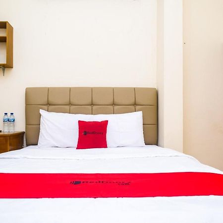 Reddoorz Syariah @ Griya Thamrin Manahan Solo Eksteriør bilde